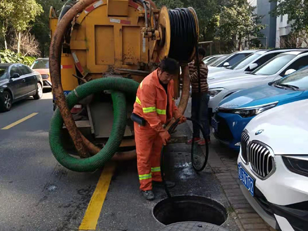 松溪排污管道清淤